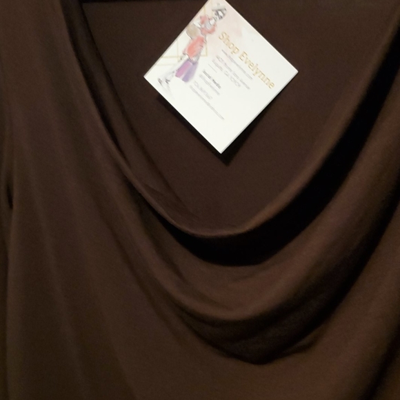 Ladies Top - Picture 2 of 2